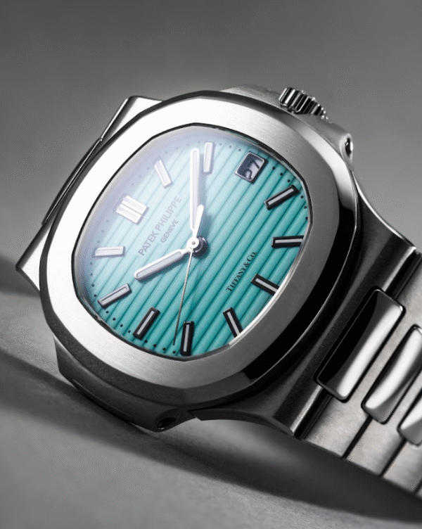 Patek Philippe Nautilus 5711/1A-014 with Turquoise Dial - Image 2