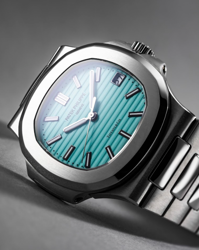 Patek Philippe Nautilus 5711/1A-014 with Turquoise Dial - Image 2